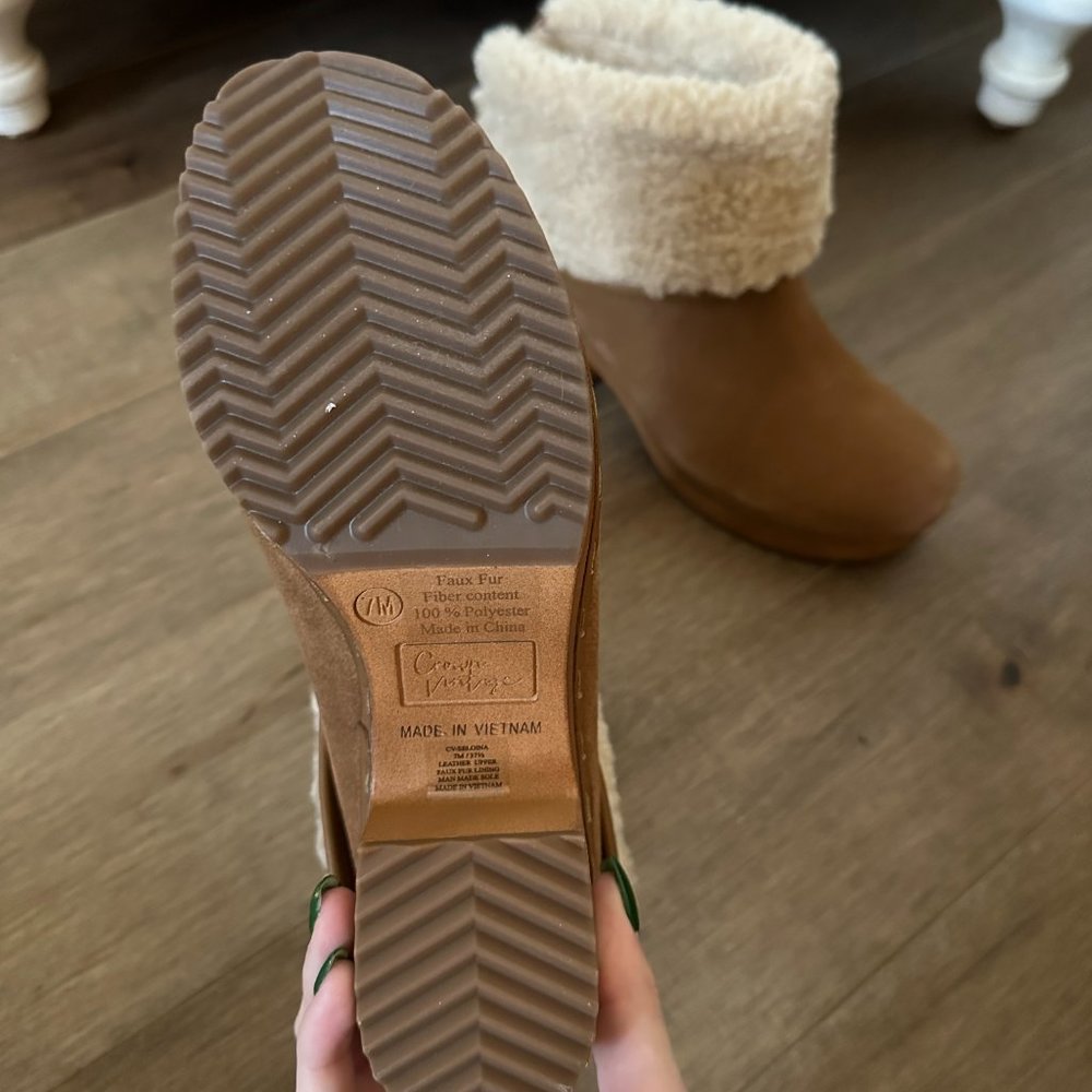 DSW Crown Vintage Seloina Bootie - Picture 6 of 10